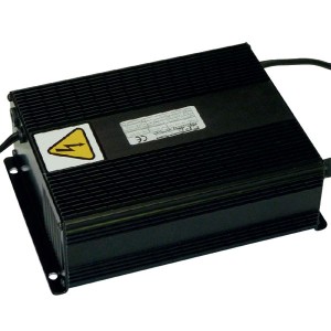 Cargador de baterías HF (alta frecuencia) wide-range para tensiones de 110v a 240V